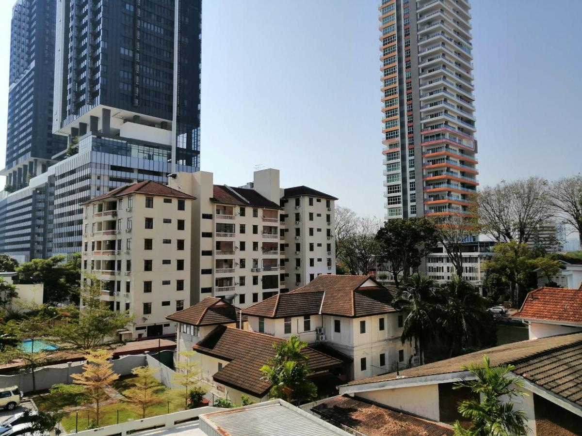 Apartemen Desa Pelangi