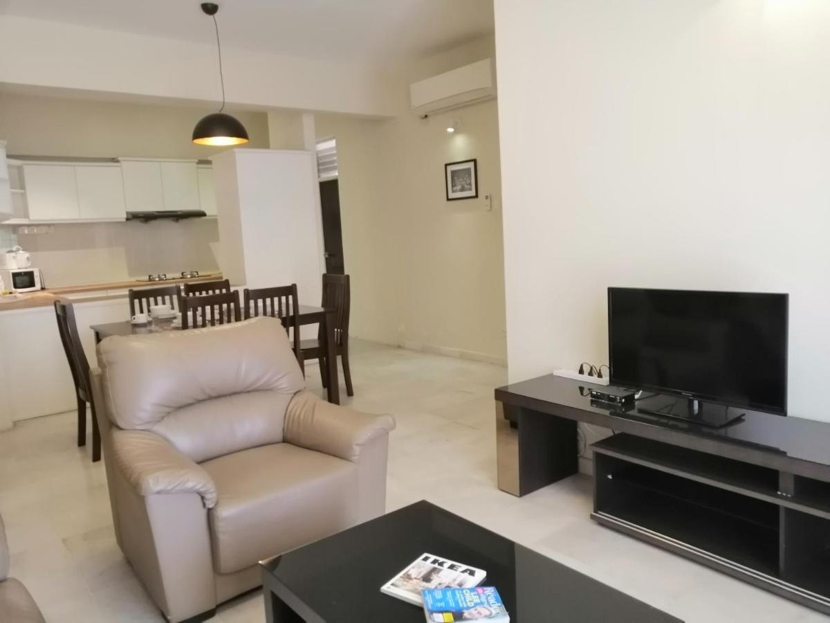 Apartemen Desa Pelangi