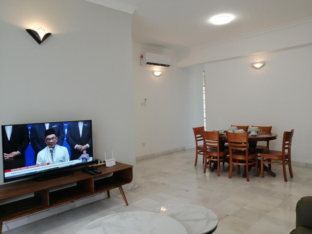 Desa Pelangi Apartemen *