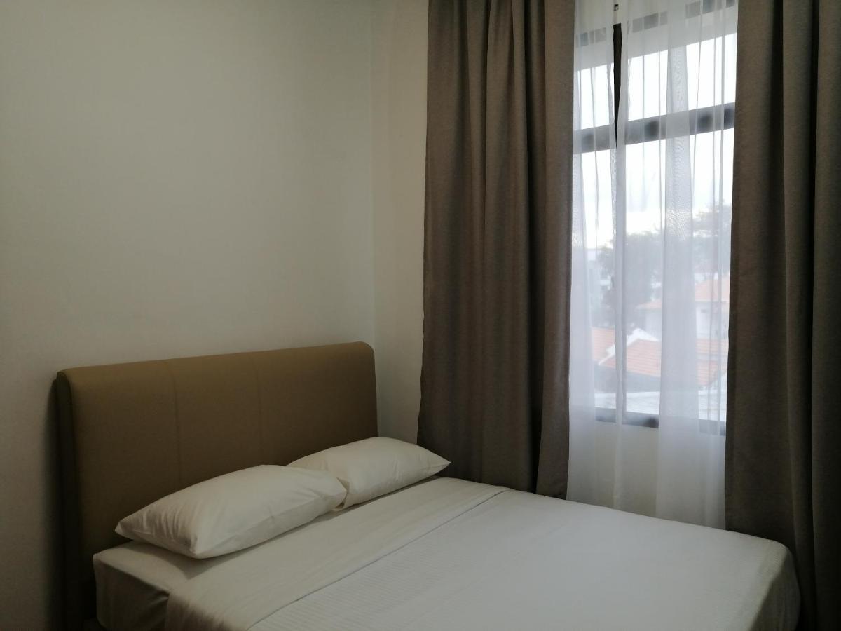 Apartemen Desa Pelangi